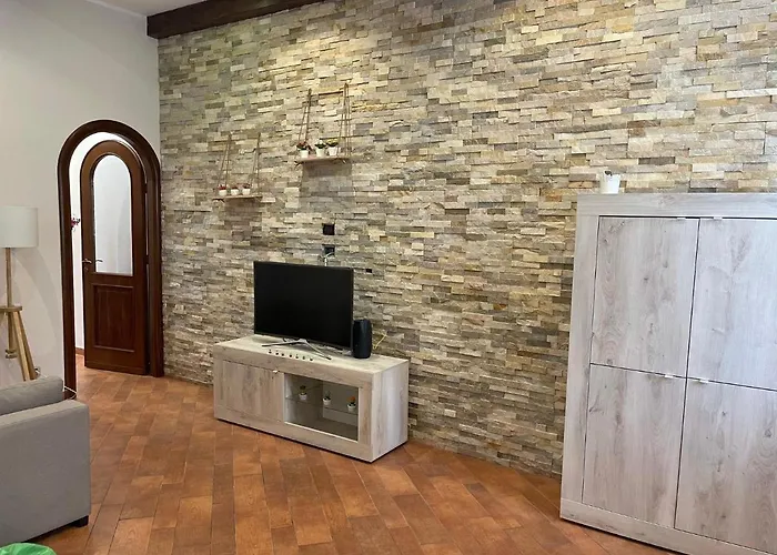 34 Arena House